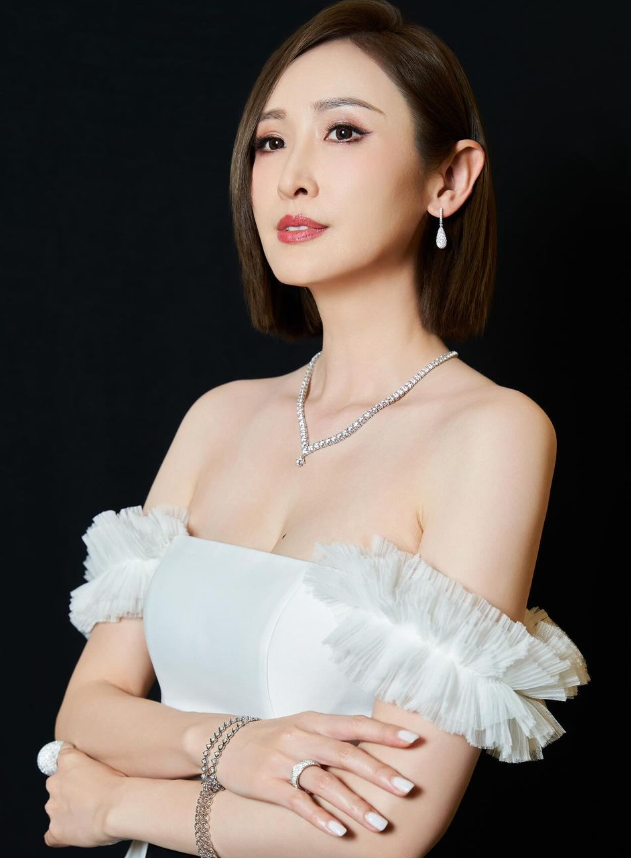 陈贝儿 Janis Chan